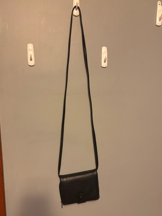 Handbags - Black Crossbody Wallet Purse